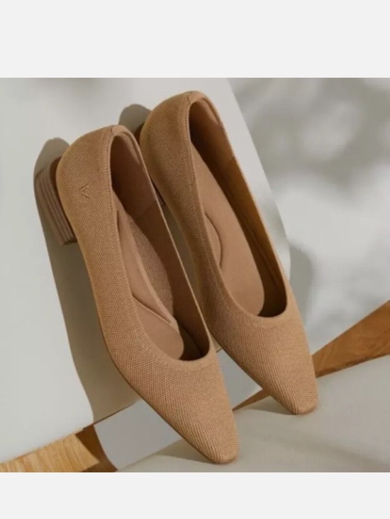 Vivaia Shoes - VIVAIA Minnie Pro Small Square Toe Heels Flats Women's size 37 US size 6